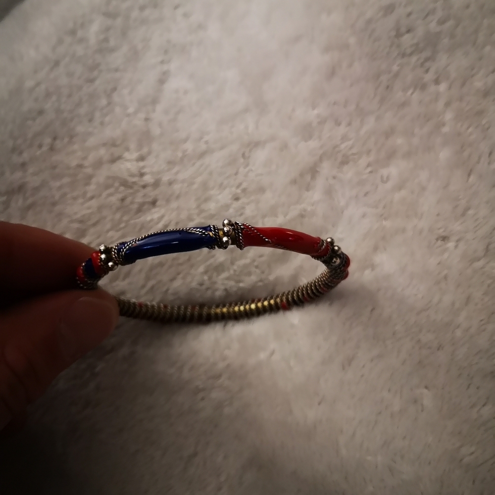 Hand made bangle - Picture 2 of 4